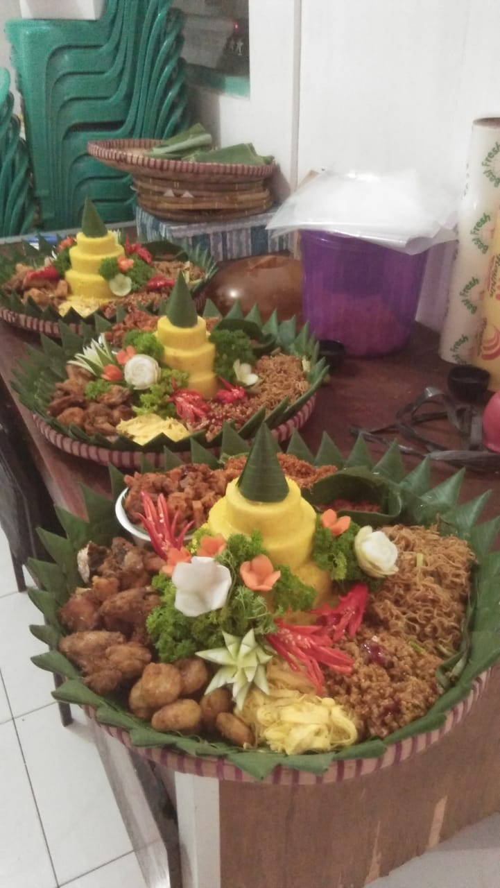 Tumpeng Nasi Kuning Enak Di Jakarta