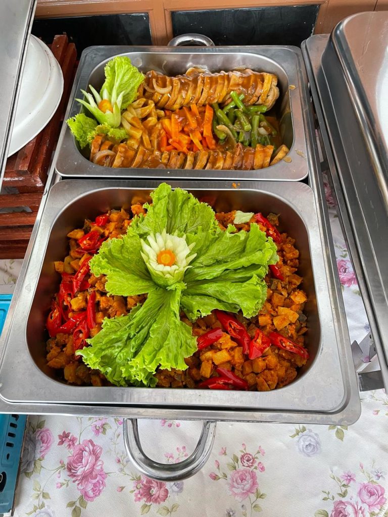 cerita catering yang disajikan dalam penerbangan... 0811-8888-516Rekomendasi Catering Untuk Acara Kantor